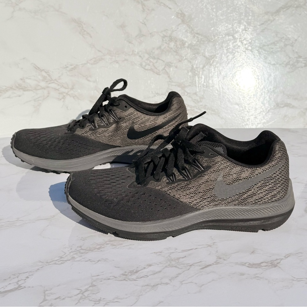 Nike Zoom Winflo 4 Sneakers